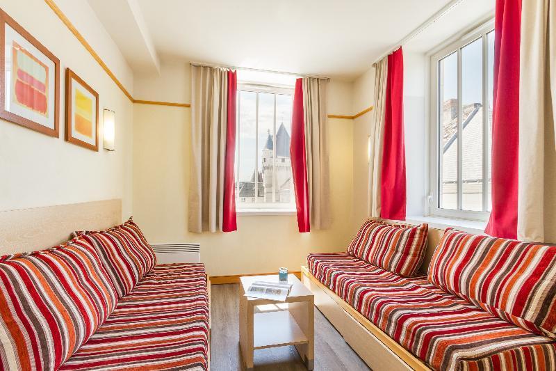 Pierre & Vacances Le Moulin Des Cordeliers Лош Экстерьер фото