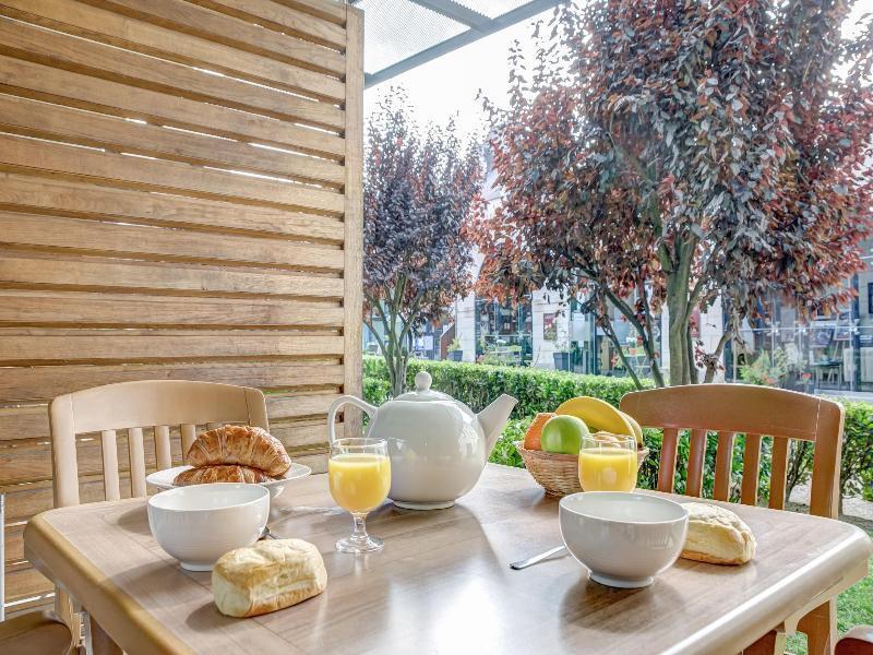 Pierre & Vacances Le Moulin Des Cordeliers Лош Экстерьер фото