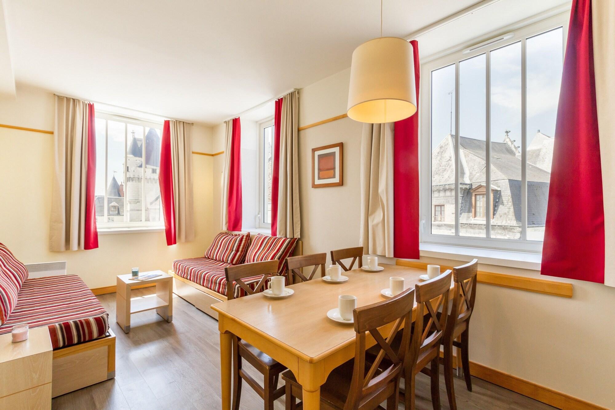 Pierre & Vacances Le Moulin Des Cordeliers Лош Экстерьер фото