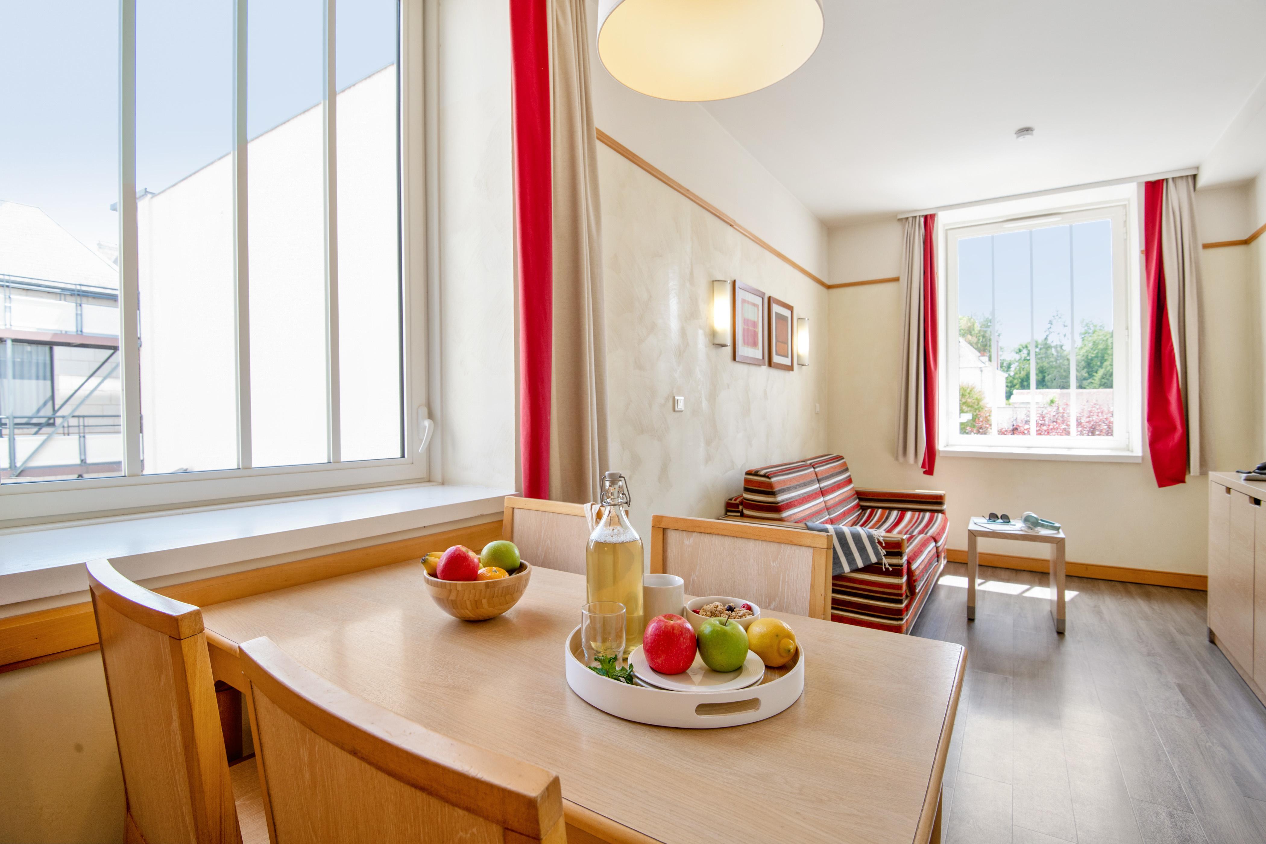 Pierre & Vacances Le Moulin Des Cordeliers Лош Экстерьер фото