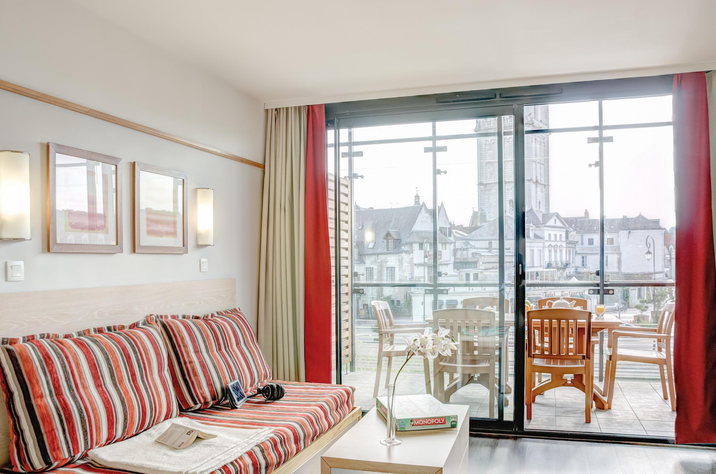 Pierre & Vacances Le Moulin Des Cordeliers Лош Экстерьер фото