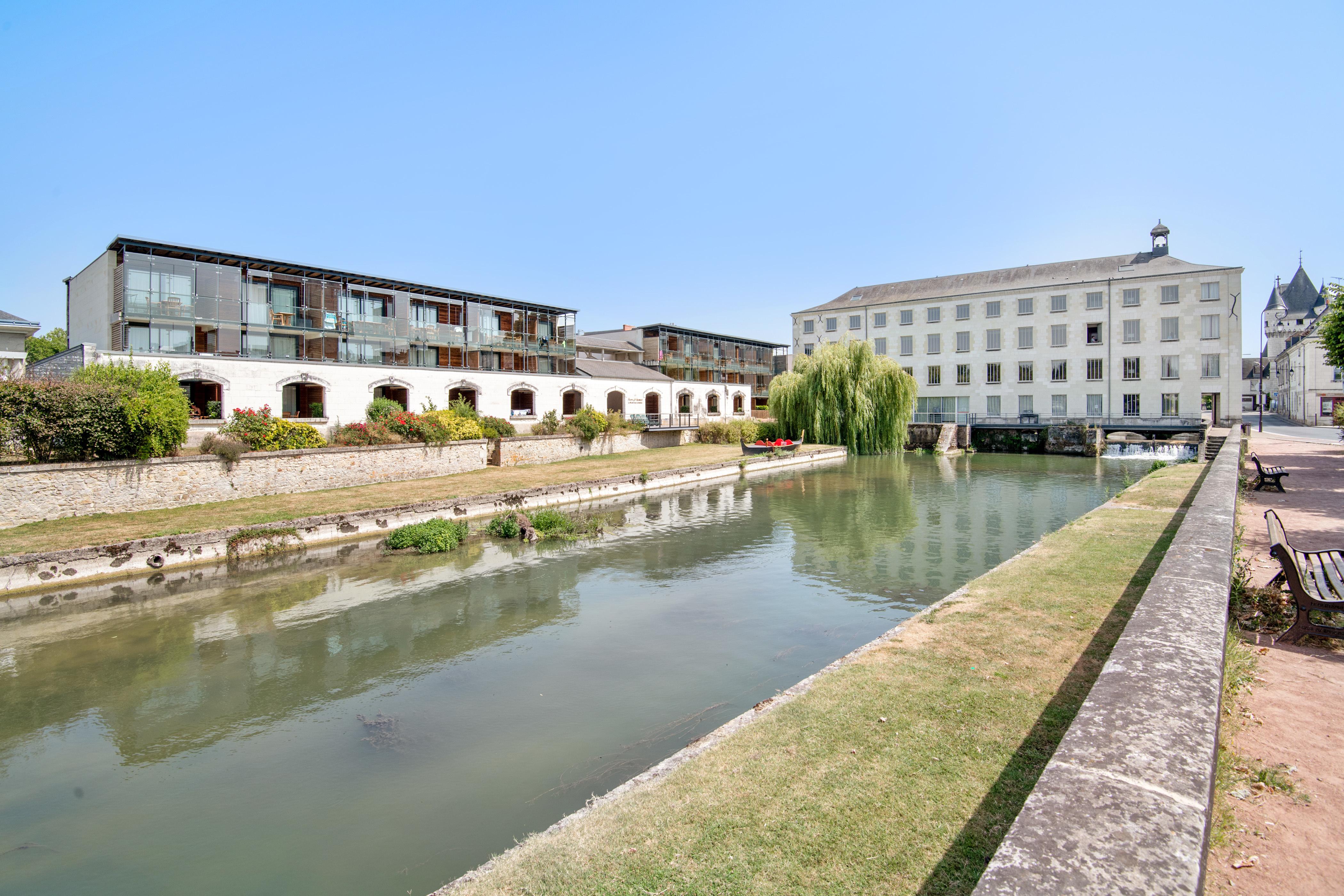 Pierre & Vacances Le Moulin Des Cordeliers Лош Экстерьер фото
