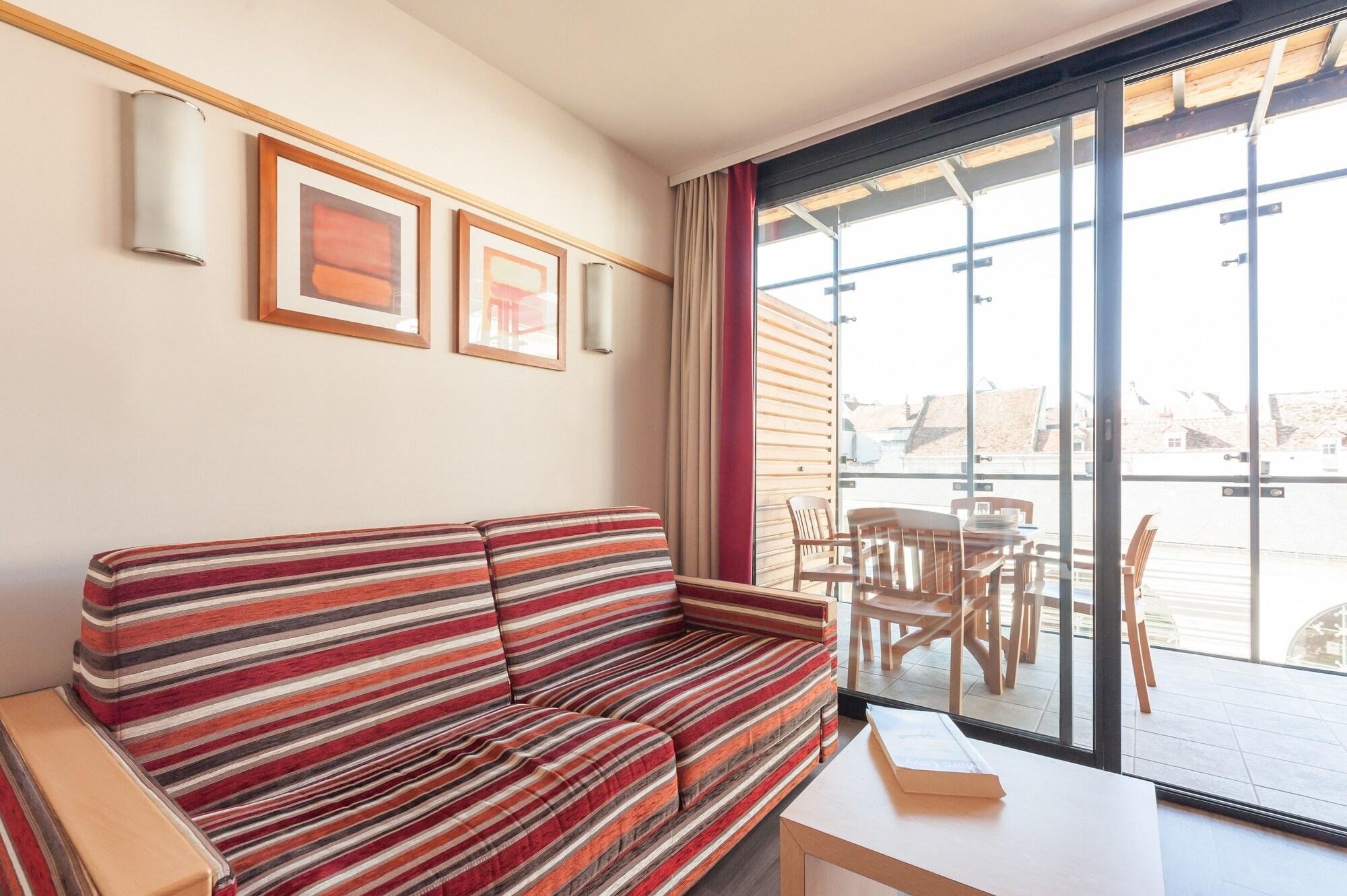 Pierre & Vacances Le Moulin Des Cordeliers Лош Экстерьер фото